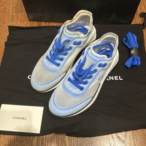 Chanel sneakers size 37